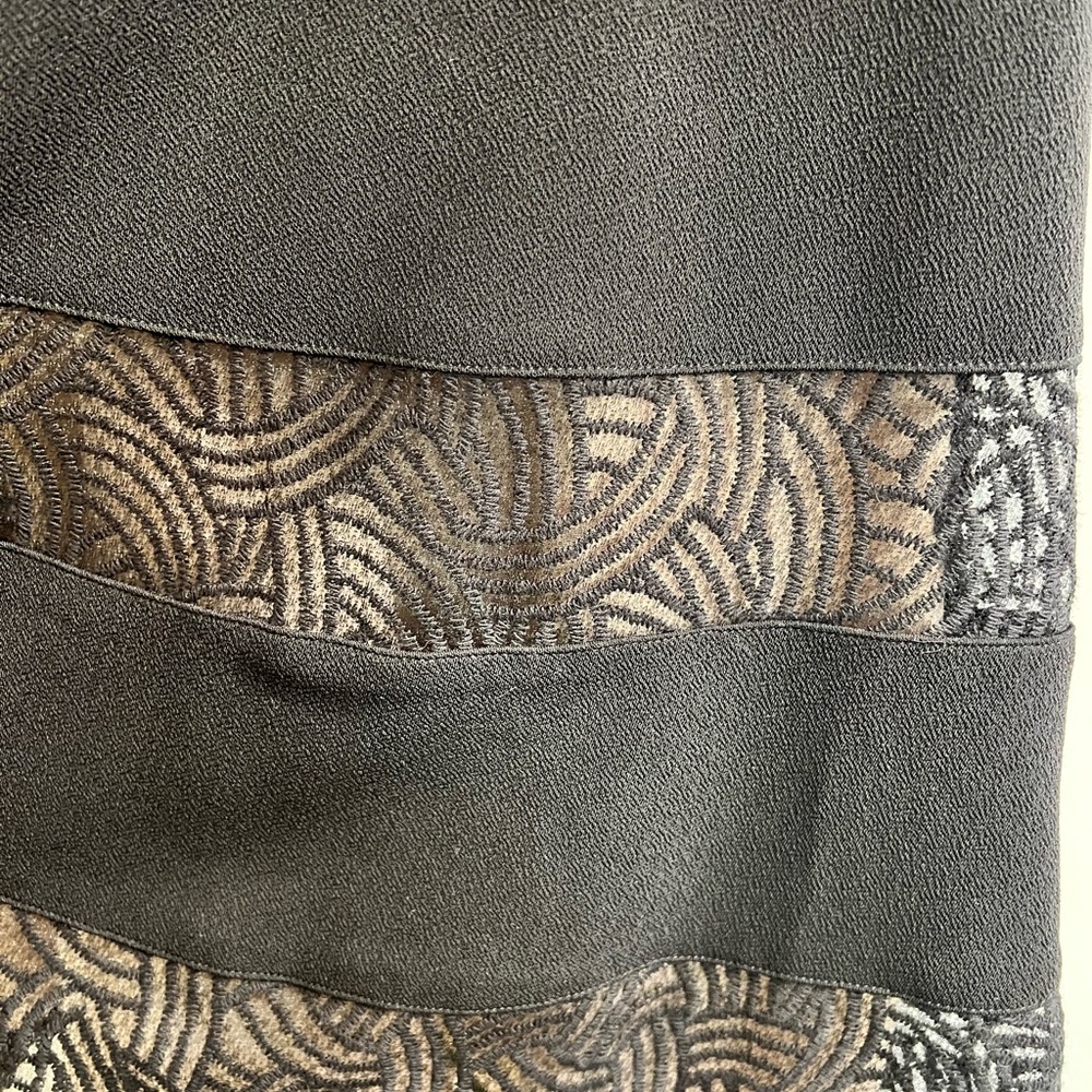 Jax‎ Elegant Black Lace Dress - Picture 3 of 8